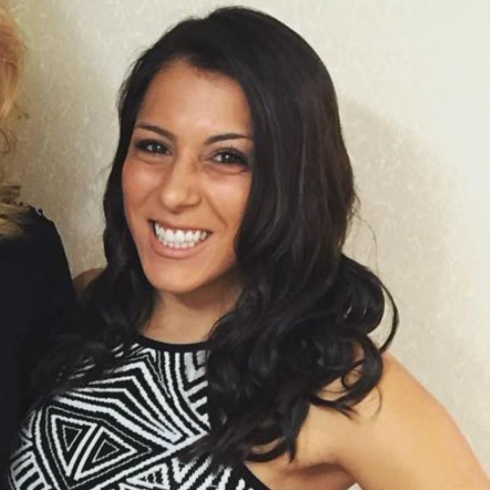 Meet your Posher, Stephanie